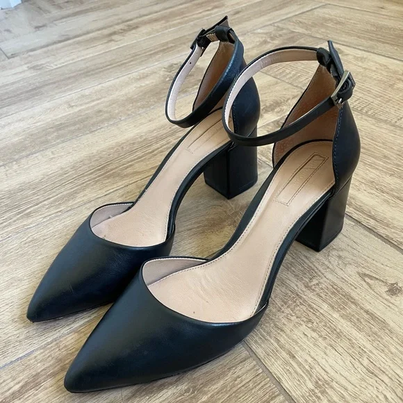 Antonio Melani Lynlee Block Heels - Picture 2 of 6